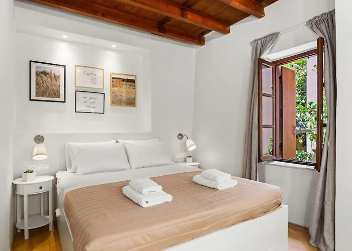 Rodon Maisonette * Chania (Crete)